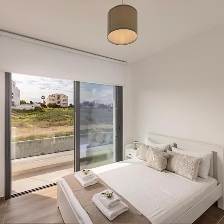 Villa By The Bay 33